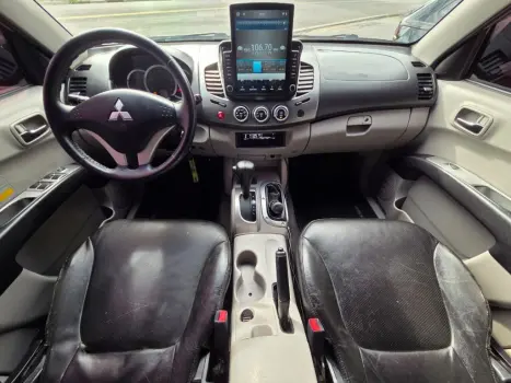 MITSUBISHI L 200 Triton 3.5 V6 HPE 4X4 FLEX CABINE DUPLA AUTOM�TICO, Foto 13