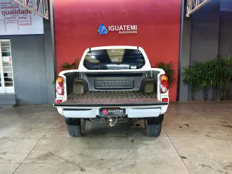 MITSUBISHI L 200 Triton 2.4 16V FLEX HLS CABINE DUPLA, Foto 21