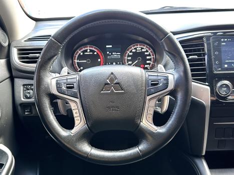 MITSUBISHI L 200 Triton 2.4 16V FLEX GL CABINE DUPLA, Foto 13