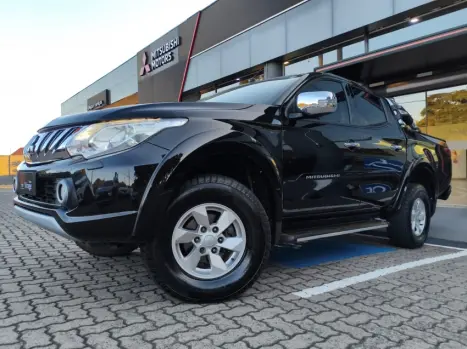 MITSUBISHI L 200 Triton 2.4 16V SPORT HPE TOP 4X4 CABINE DUPLA TURBO DIESEL AUTOM�TICO, Foto 2