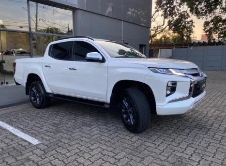 MITSUBISHI L 200 Triton 2.4 16V SPORT HPE 4X4 CABINE DUPLA TURBO DIESEL AUTOM�TICO, Foto 4