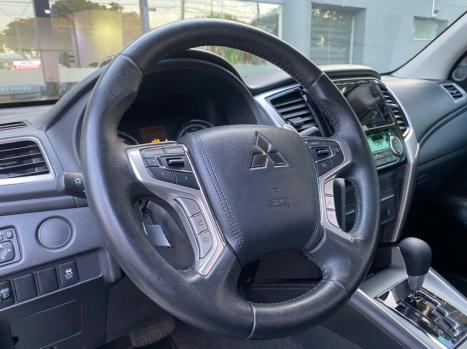 MITSUBISHI L 200 Triton 2.4 16V SPORT HPE 4X4 CABINE DUPLA TURBO DIESEL AUTOM�TICO, Foto 9