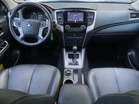 MITSUBISHI L 200 Triton 2.4 16V SPORT HPE 4X4 CABINE DUPLA TURBO DIESEL AUTOM�TICO, Foto 13