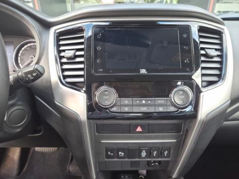 MITSUBISHI L 200 Triton 2.4 16V SPORT HPE-S 4X4 CABINE DUPLA TURBO DIESEL AUTOM�TICO, Foto 11