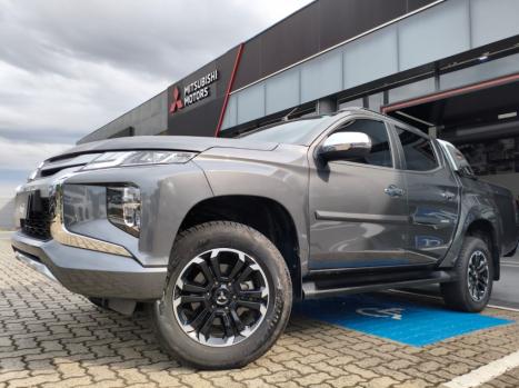 MITSUBISHI L 200 Triton 2.4 16V SPORT HPE 4X4 CABINE DUPLA TURBO DIESEL AUTOM�TICO, Foto 2