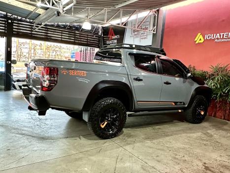 MITSUBISHI L 200 Triton , Foto 8