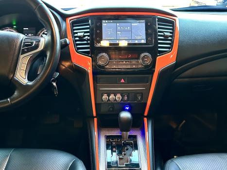 MITSUBISHI L 200 Triton , Foto 12