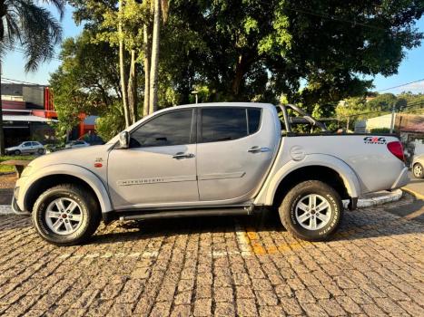 MITSUBISHI L 200 Triton 3.2 16V HPE 4X4 CABINE DUPLA TURBO DIESEL INTERCOOLER AUTOM�TICO, Foto 4