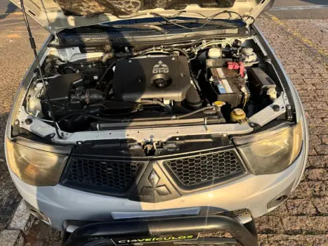 MITSUBISHI L 200 Triton 3.2 16V HPE 4X4 CABINE DUPLA TURBO DIESEL INTERCOOLER AUTOM�TICO, Foto 10