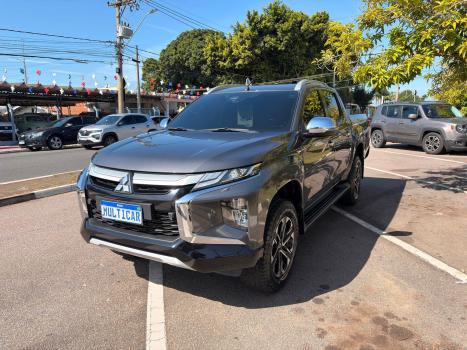 MITSUBISHI L 200 Triton 2.4 16V SPORT HPE-S 4X4 CABINE DUPLA TURBO DIESEL AUTOM�TICO, Foto 1