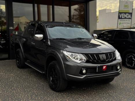 MITSUBISHI L 200 Triton 2.4 16V SPORT HPE MOTORSPORTS 4X4 CABINE DUPLA TURBO DIESEL AUTOM�TICO, Foto 4