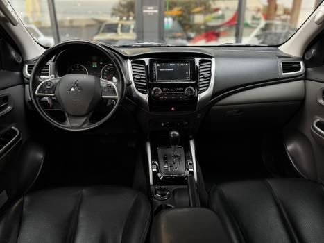 MITSUBISHI L 200 Triton 2.4 16V SPORT HPE MOTORSPORTS 4X4 CABINE DUPLA TURBO DIESEL AUTOM�TICO, Foto 16