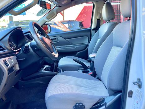 MITSUBISHI L 200 Triton 2.4 16V FLEX GL CABINE DUPLA, Foto 4