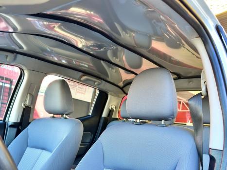 MITSUBISHI L 200 Triton 2.4 16V FLEX GL CABINE DUPLA, Foto 6