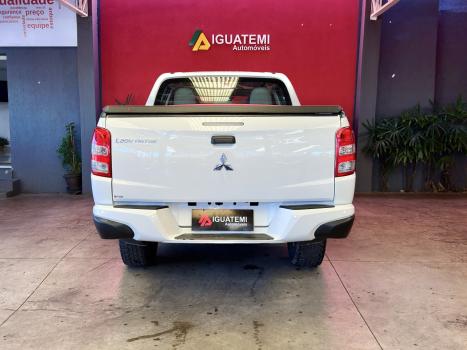 MITSUBISHI L 200 Triton 2.4 16V FLEX GL CABINE DUPLA, Foto 18