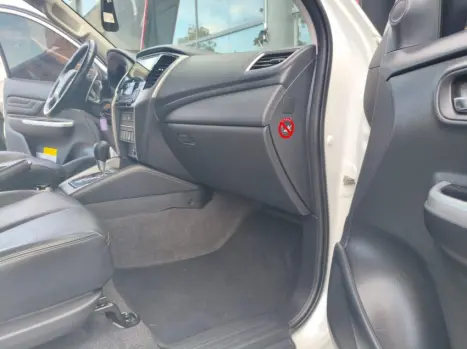 MITSUBISHI L 200 Triton 2.4 16V SPORT HPE 4X4 CABINE DUPLA TURBO DIESEL AUTOM�TICO, Foto 13