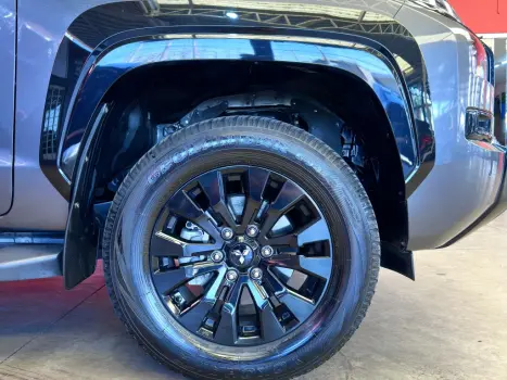 MITSUBISHI L 200 Triton biturbo, Foto 7