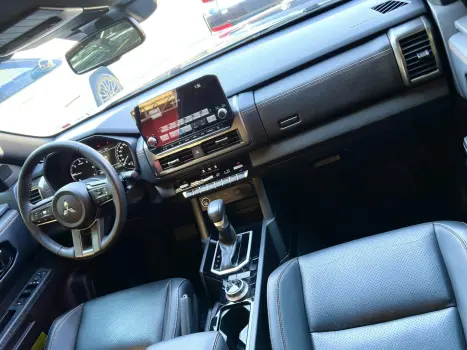 MITSUBISHI L 200 Triton biturbo, Foto 15