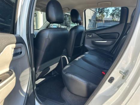 MITSUBISHI L 200 Triton 2.4 16V SPORT HPE 4X4 CABINE DUPLA TURBO DIESEL AUTOM�TICO, Foto 10