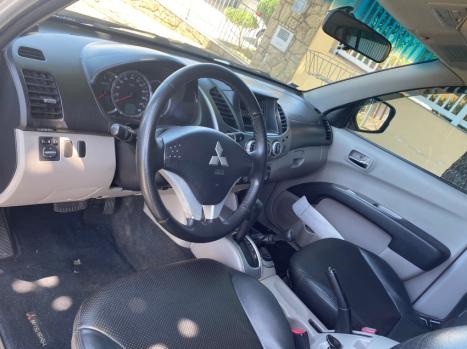 MITSUBISHI L 200 Triton 3.5 V6 24V 4X4 CABINE DUPLA, Foto 4