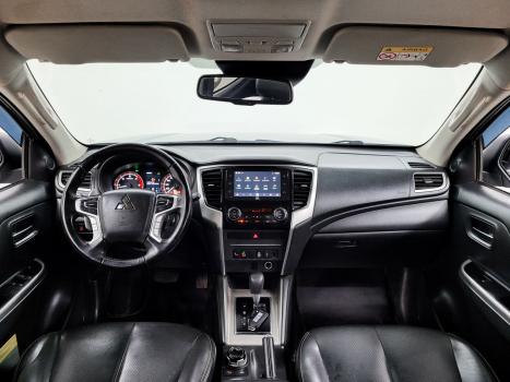 MITSUBISHI L 200 Triton 2.4 16V SPORT HPE-S 4X4 CABINE DUPLA TURBO DIESEL AUTOMÁTICO, Foto 5