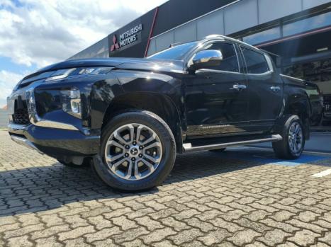 MITSUBISHI L 200 Triton 2.4 16V SPORT HPE-S 4X4 CABINE DUPLA TURBO DIESEL AUTOMÁTICO, Foto 2