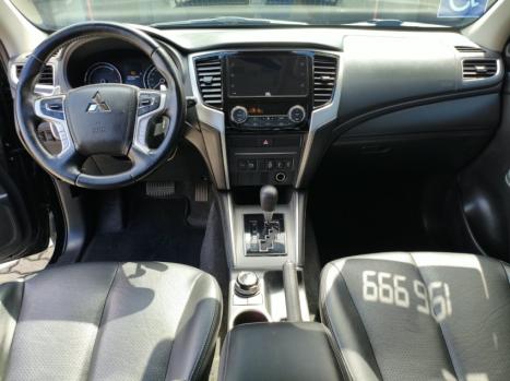 MITSUBISHI L 200 Triton 2.4 16V SPORT HPE-S 4X4 CABINE DUPLA TURBO DIESEL AUTOMÁTICO, Foto 13
