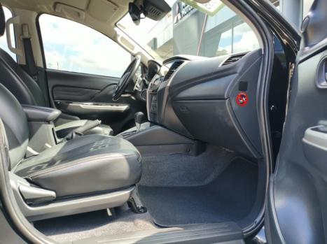 MITSUBISHI L 200 Triton 2.4 16V SPORT HPE-S 4X4 CABINE DUPLA TURBO DIESEL AUTOMÁTICO, Foto 15