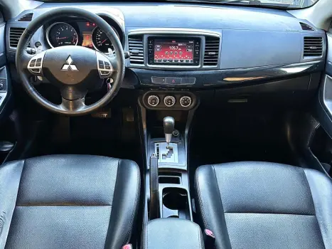 MITSUBISHI Lancer , Foto 8