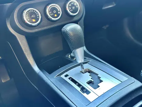 MITSUBISHI Lancer , Foto 10