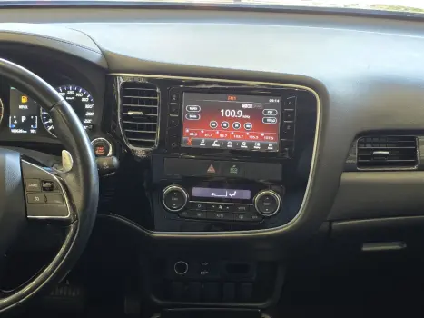 MITSUBISHI Outlander 2.0 16V 4P AUTOMTICO, Foto 8
