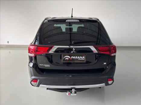 MITSUBISHI Outlander 2.2 16V 4P 4X4 DIESEL AUTOMTICO, Foto 5