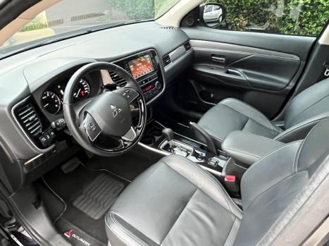 MITSUBISHI Outlander 2.0 16V 4P HPE AUTOMTICO, Foto 9