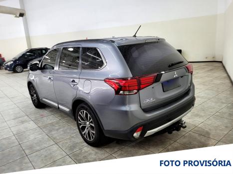 MITSUBISHI Outlander , Foto 3