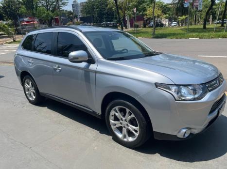 MITSUBISHI Outlander 2.0 16V 4P AUTOMTICO, Foto 3