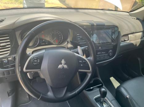MITSUBISHI Outlander 2.0 16V 4P AUTOMTICO, Foto 8