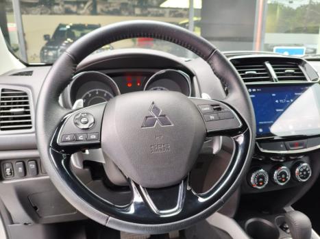 MITSUBISHI Outlander Sport 2.0 16V 4P MIVEC FLEX HPE AUTOMÁTICO, Foto 8 MITSUBISHI Outlander Sport 2.0 16V 4P MIVEC FLEX HPE AUTOMÁTICO, Foto 8