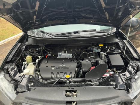 MITSUBISHI Outlander 2.4 16V 4P 4X4 AUTOMTICO, Foto 12