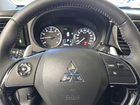 MITSUBISHI Outlander 2.0 16V 4P AUTOMTICO, Foto 11