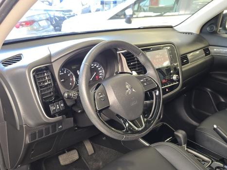 MITSUBISHI Outlander 2.0 16V 4P AUTOM�TICO, Foto 15