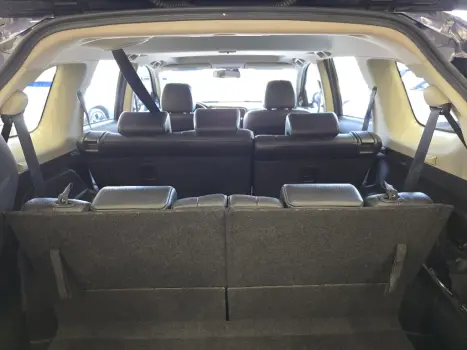 MITSUBISHI Outlander 2.0 16V 4P AUTOM�TICO, Foto 19