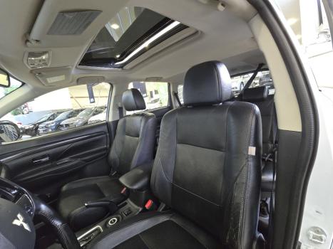 MITSUBISHI Outlander 3.0 V6 24V 4P GT 4X4 AUTOM�TICO, Foto 17