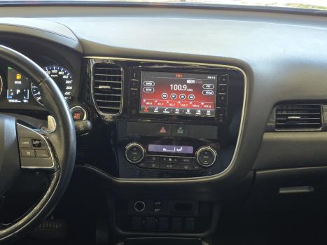 MITSUBISHI Outlander 2.0 16V 4P AUTOM�TICO, Foto 8