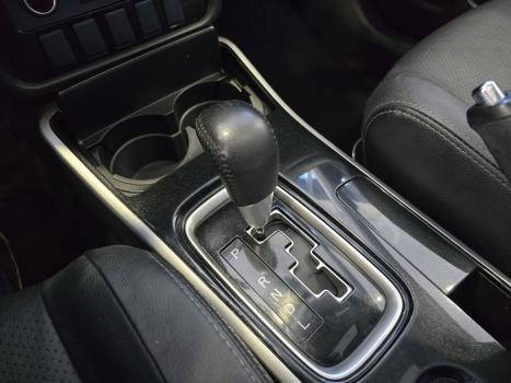 MITSUBISHI Outlander 2.0 16V 4P AUTOM�TICO, Foto 9