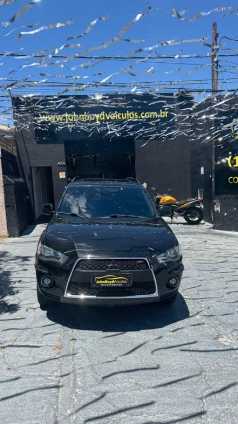MITSUBISHI Outlander 3.0 V6 24V 4P GT 4X4 AUTOM�TICO, Foto 3