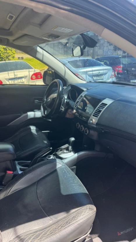 MITSUBISHI Outlander 3.0 V6 24V 4P GT 4X4 AUTOM�TICO, Foto 5