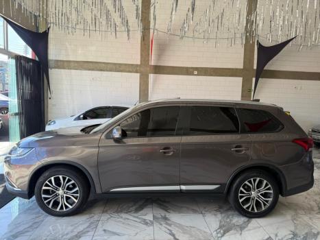 MITSUBISHI Outlander 2.0 16V 4P AUTOM�TICO, Foto 7