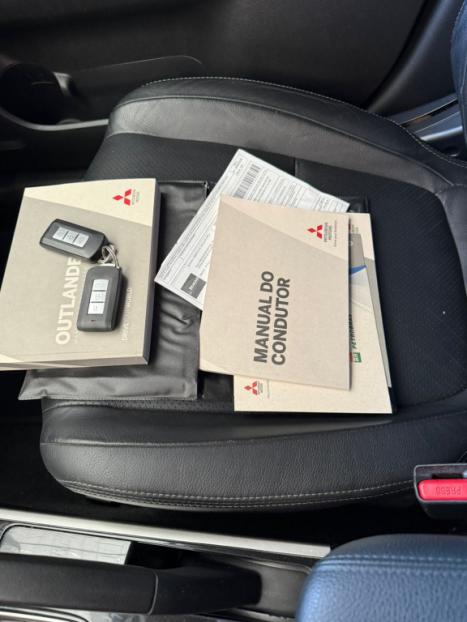 MITSUBISHI Outlander 2.0 16V 4P AUTOM�TICO, Foto 13