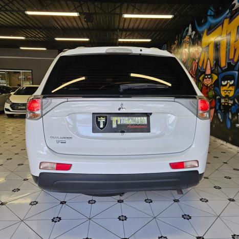 MITSUBISHI Outlander 2.0 16V 4P AUTOM�TICO, Foto 3