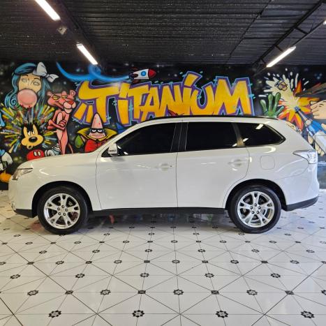 MITSUBISHI Outlander 2.0 16V 4P AUTOM�TICO, Foto 7